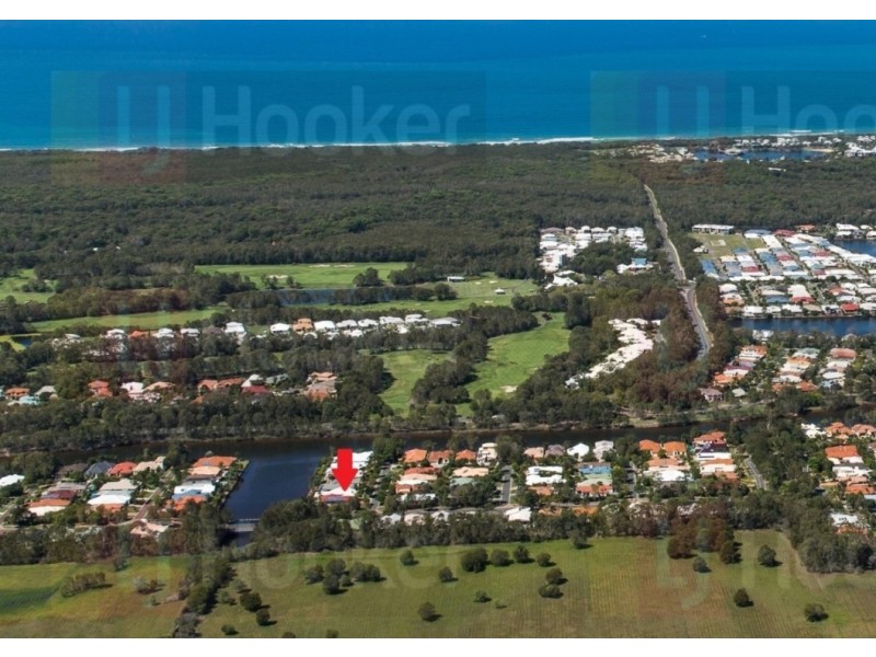 3 Glenwood Place, Twin Waters QLD 4564