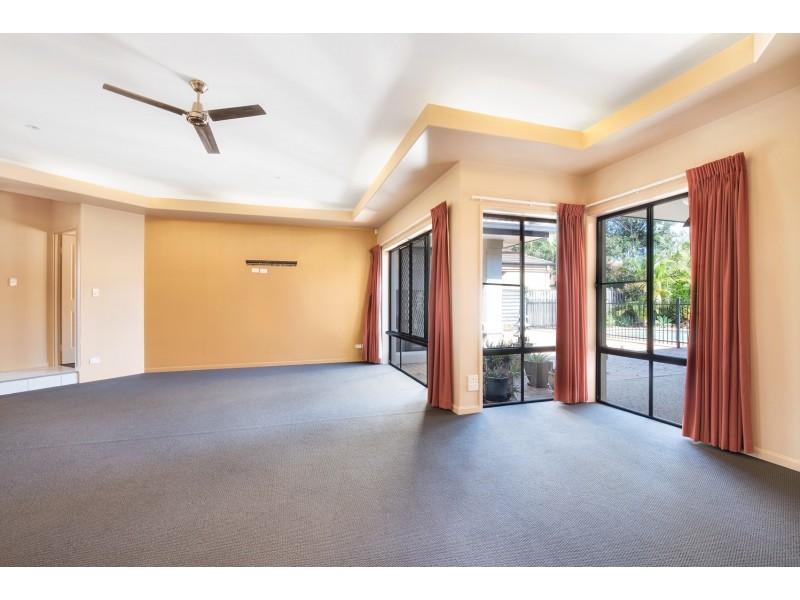 4 Portmarnock Court, Twin Waters QLD 4564