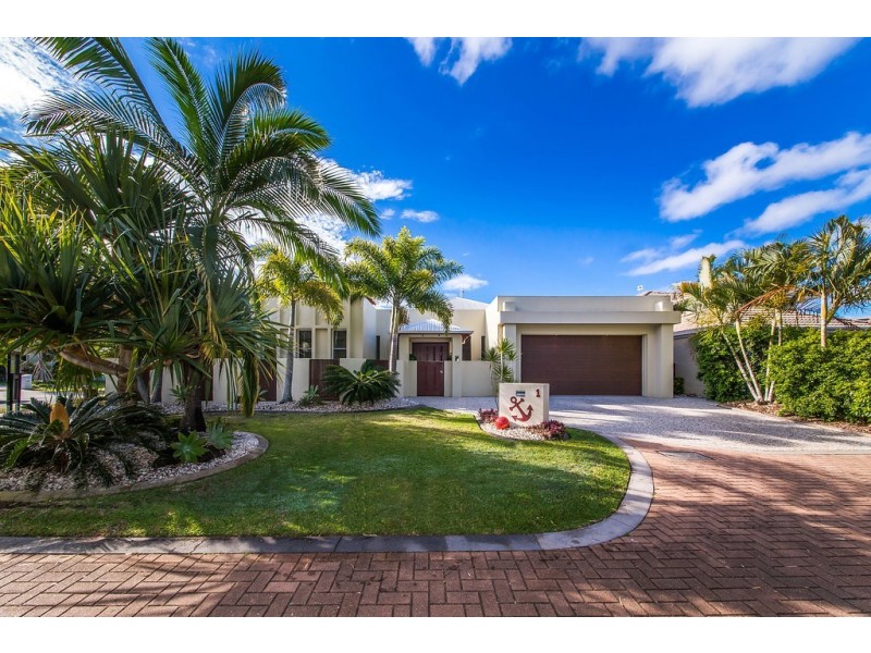 1 Toombra Lane, Twin Waters QLD 4564