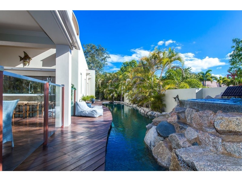 1 Toombra Lane, Twin Waters QLD 4564