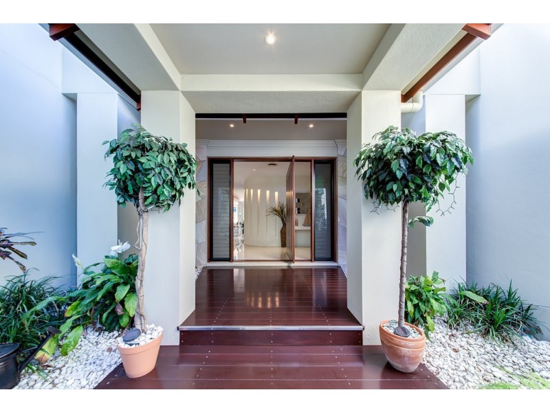 1 Toombra Lane, Twin Waters QLD 4564