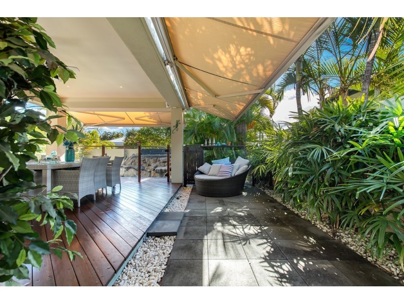 1 Toombra Lane, Twin Waters QLD 4564