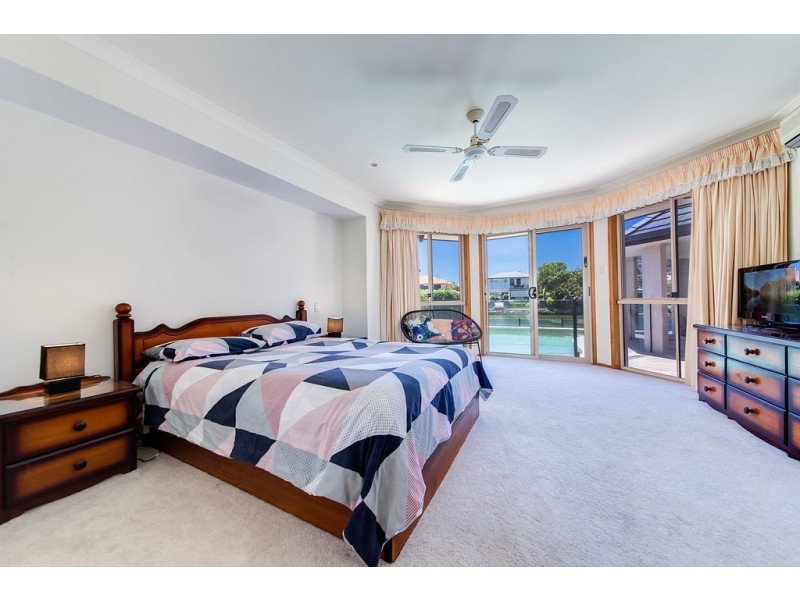 9 Mariner Place, Twin Waters QLD 4564