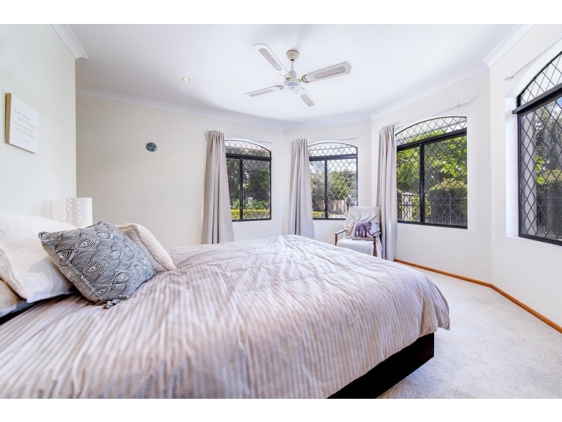 9 Mariner Place, Twin Waters QLD 4564