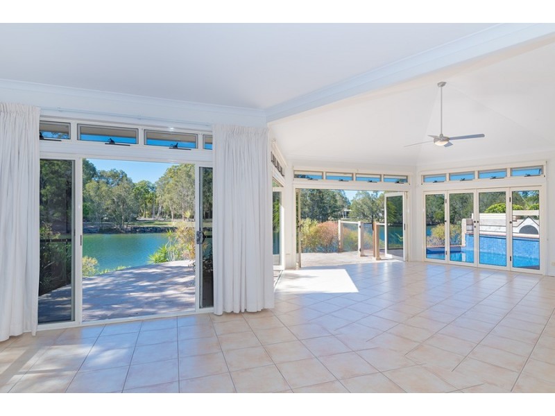 14 Spinifex Place, Twin Waters QLD 4564