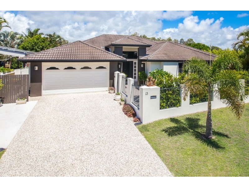 13 Pampling Place, Twin Waters QLD 4564