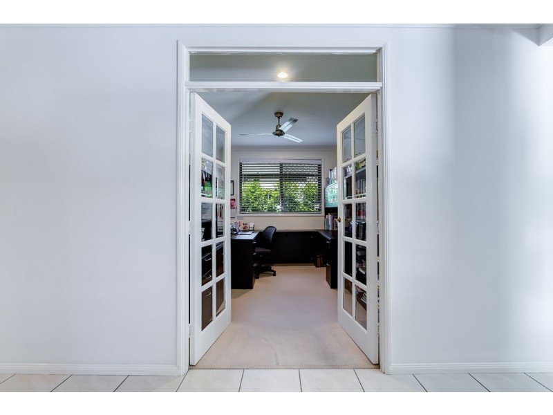 13 Pampling Place, Twin Waters QLD 4564