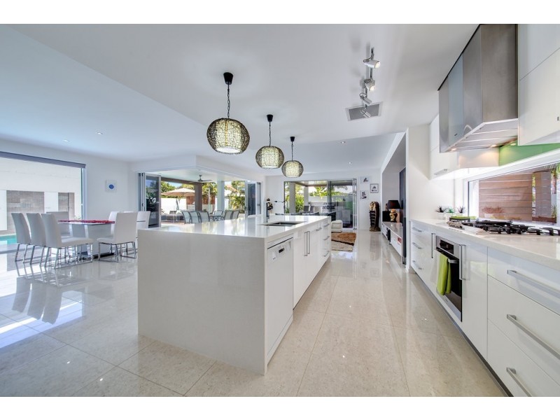 15 Anchorage Circuit, Twin Waters QLD 4564