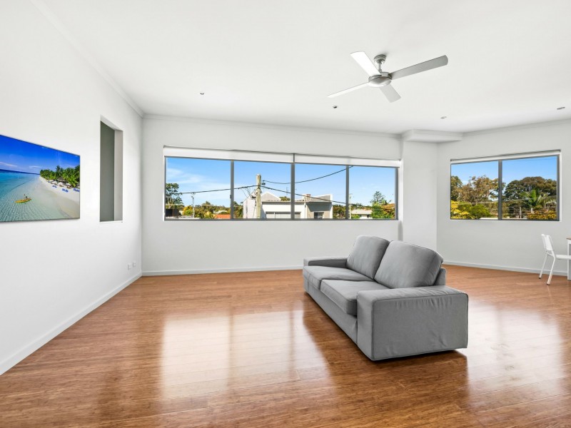 4/28-30 Karome Street, Pacific Paradise QLD 4564