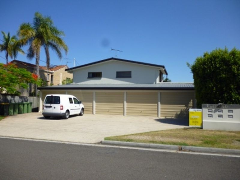 1/3 Barooga Crescent, Mooloolaba QLD 4557