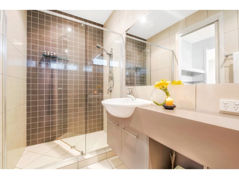 12 Staysail Pl, Twin Waters QLD 4564