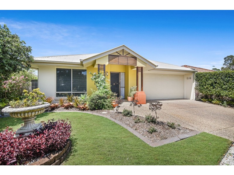 70 Prestwick Drive, Twin Waters QLD 4564