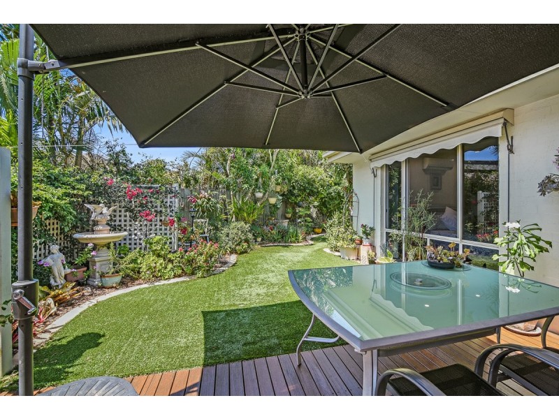 70 Prestwick Drive, Twin Waters QLD 4564