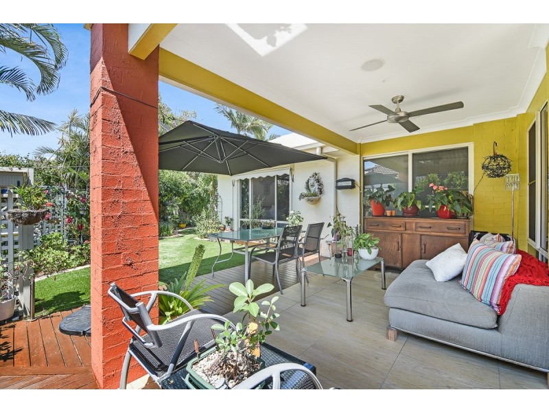 70 Prestwick Drive, Twin Waters QLD 4564