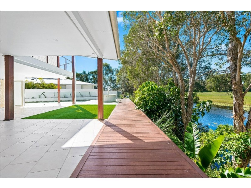 7 Hetherington Drive, Twin Waters QLD 4564