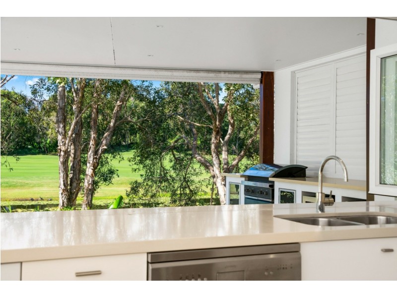 7 Hetherington Drive, Twin Waters QLD 4564