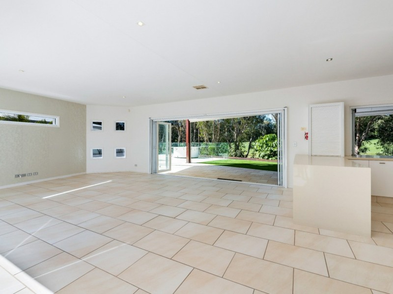 7 Hetherington Drive, Twin Waters QLD 4564