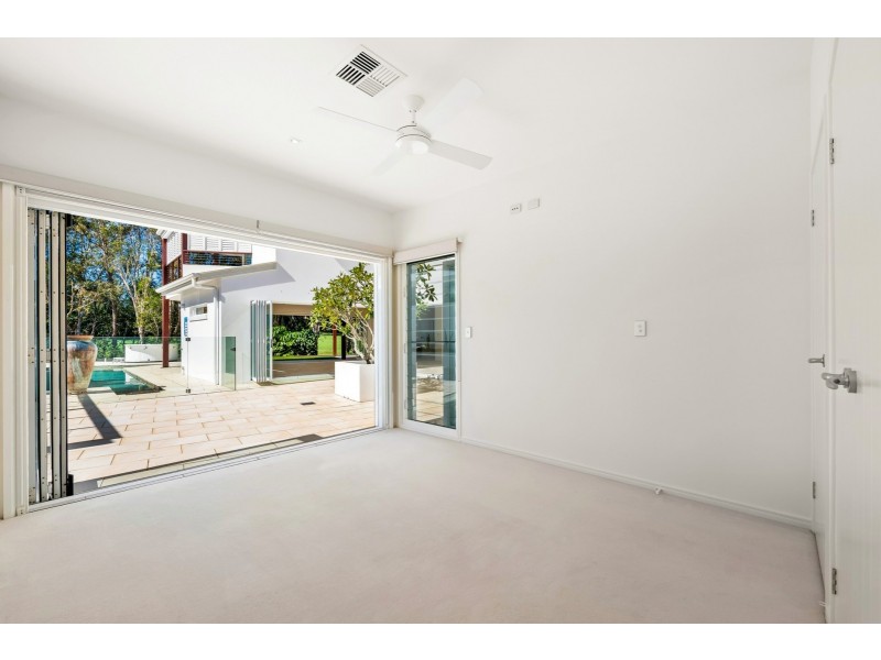 7 Hetherington Drive, Twin Waters QLD 4564