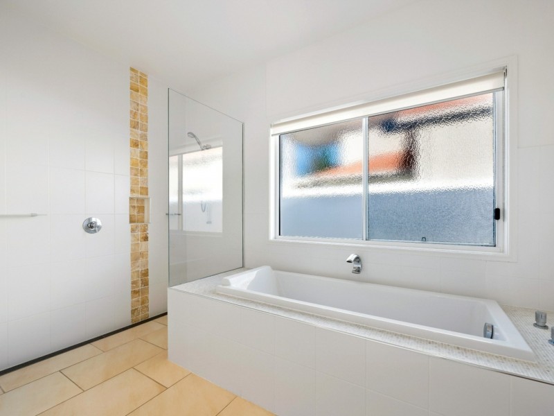 7 Hetherington Drive, Twin Waters QLD 4564