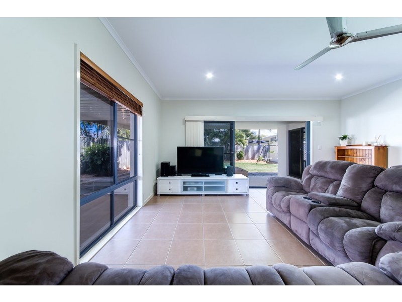 9 Anchorage Circuit, Twin Waters QLD 4564