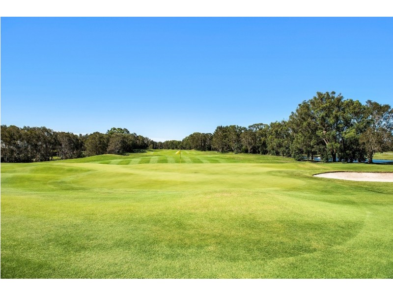 1 Tralee Place, Twin Waters QLD 4564