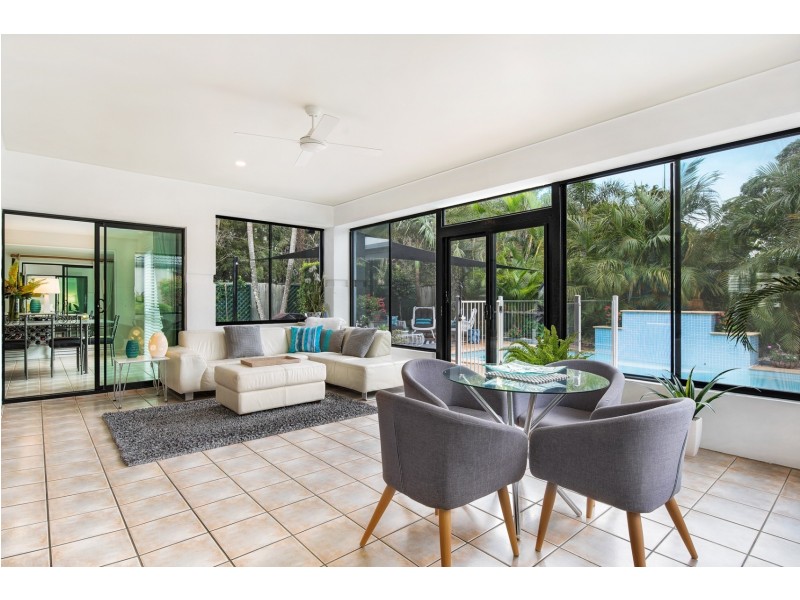 1 Tralee Place, Twin Waters QLD 4564