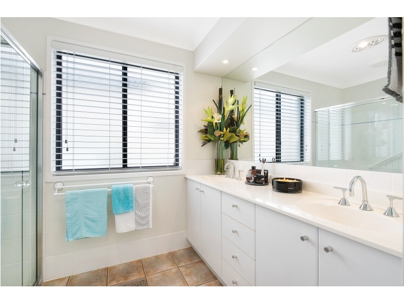 1 Tralee Place, Twin Waters QLD 4564
