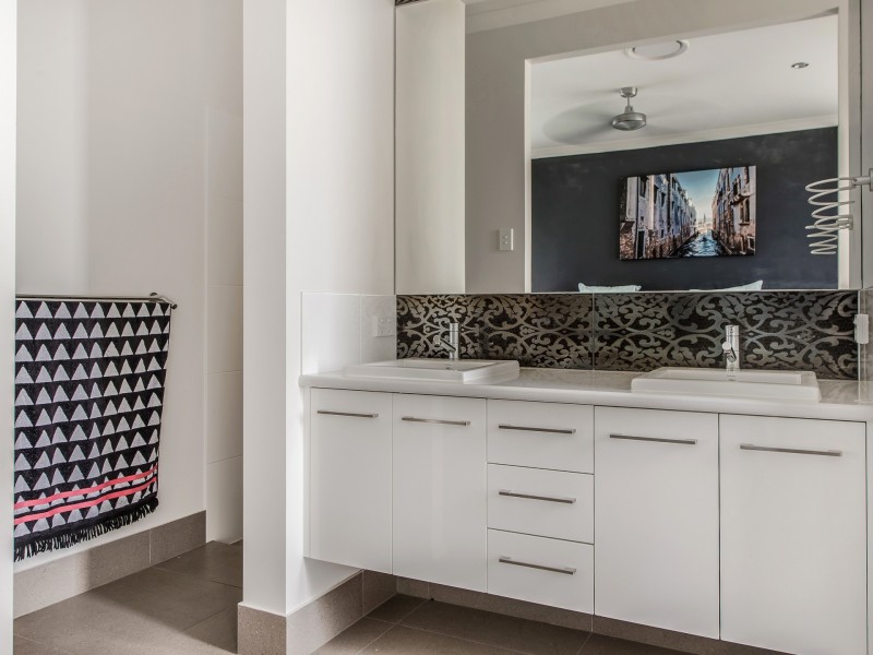 45 Ameen Circuit, Twin Waters QLD 4564