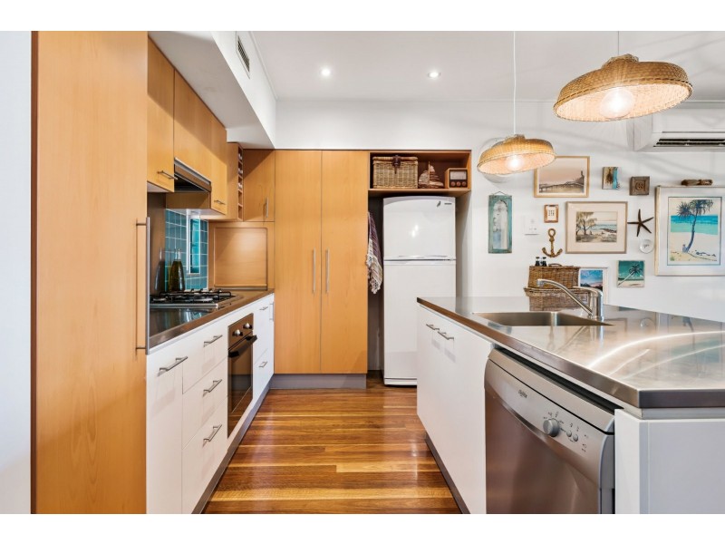 121/80 North Shore Road, Twin Waters QLD 4564