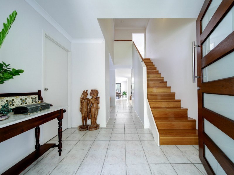 48 Wattlebird Drive, Twin Waters QLD 4564