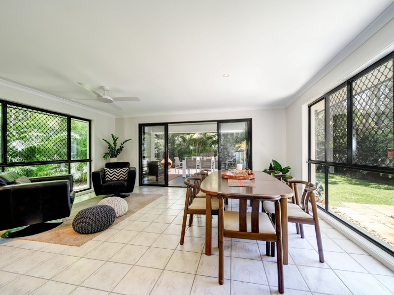 48 Wattlebird Drive, Twin Waters QLD 4564
