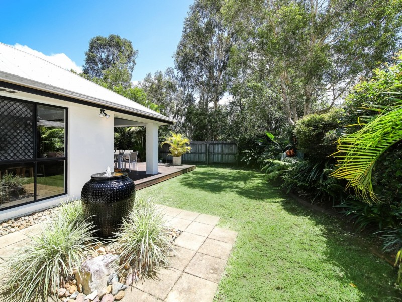 48 Wattlebird Drive, Twin Waters QLD 4564