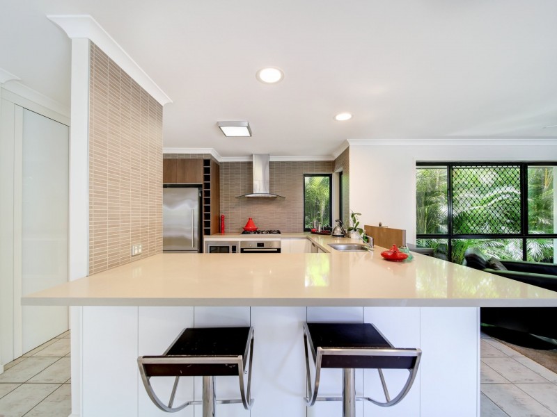 48 Wattlebird Drive, Twin Waters QLD 4564
