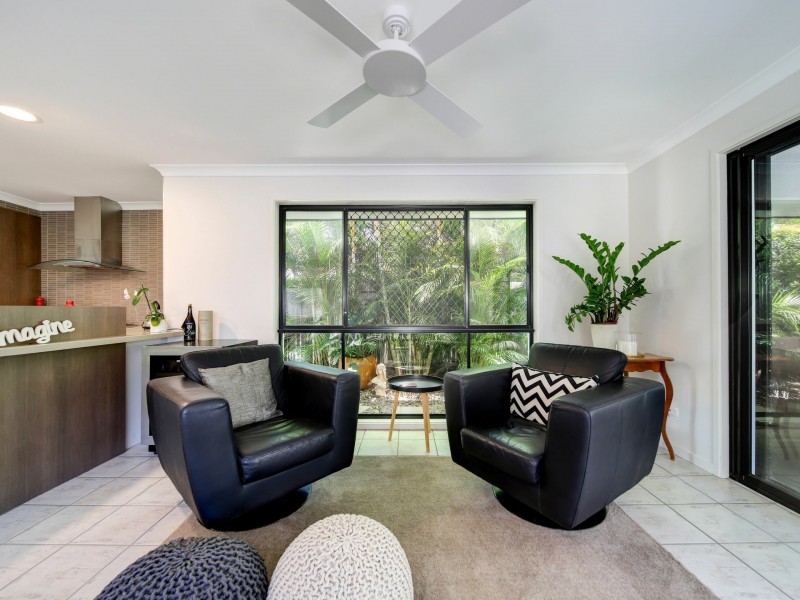 48 Wattlebird Drive, Twin Waters QLD 4564