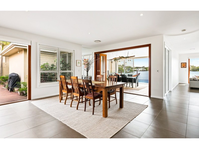 7 Moorings Circuit, Twin Waters QLD 4564