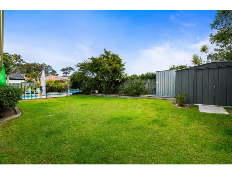12 Watergum Place, Twin Waters QLD 4564