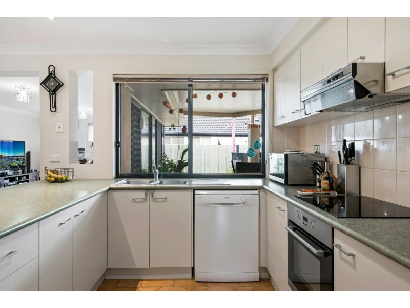 12 Watergum Place, Twin Waters QLD 4564
