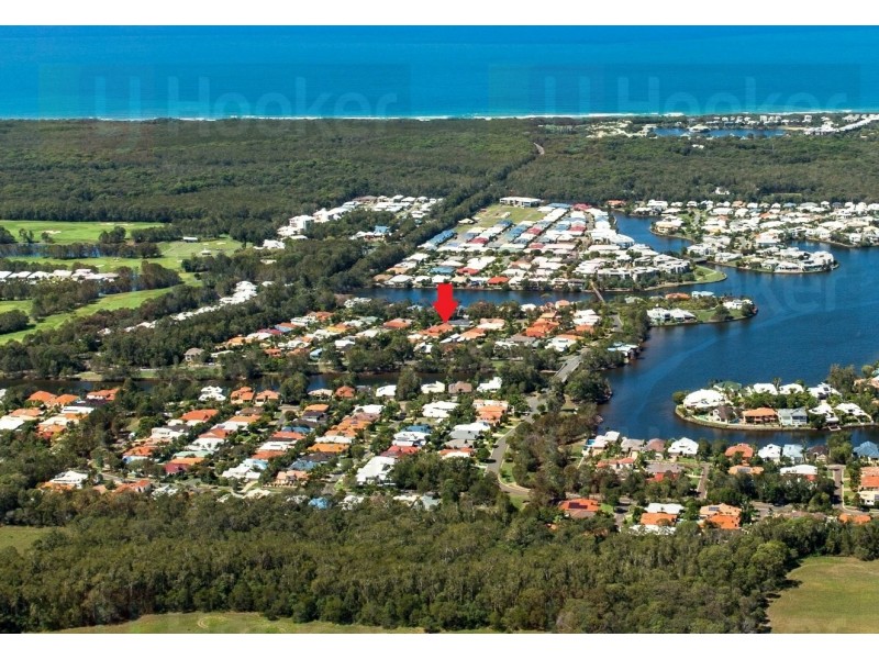 12 Watergum Place, Twin Waters QLD 4564