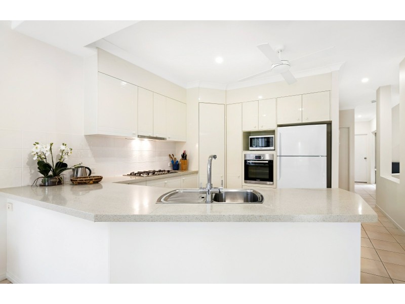 17 Glenwood Place, Twin Waters QLD 4564