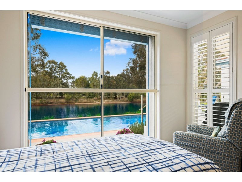 17 Glenwood Place, Twin Waters QLD 4564