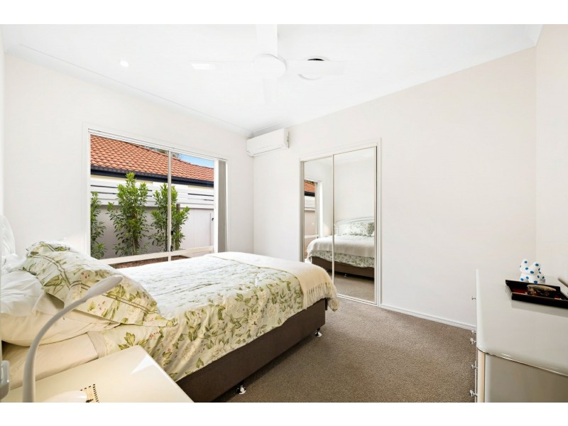 17 Glenwood Place, Twin Waters QLD 4564