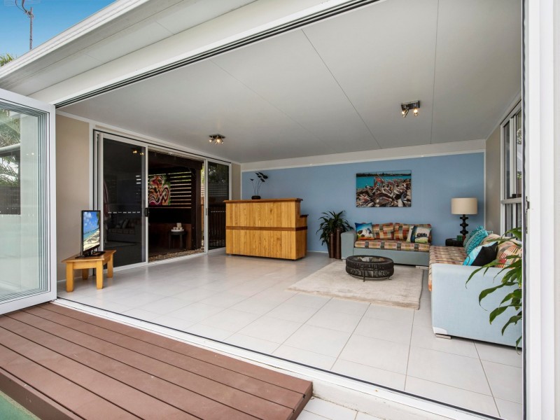 6 Starfish Way, Twin Waters QLD 4564