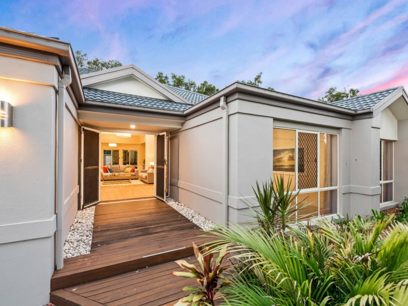 5 Cooloola Place, Twin Waters QLD 4564