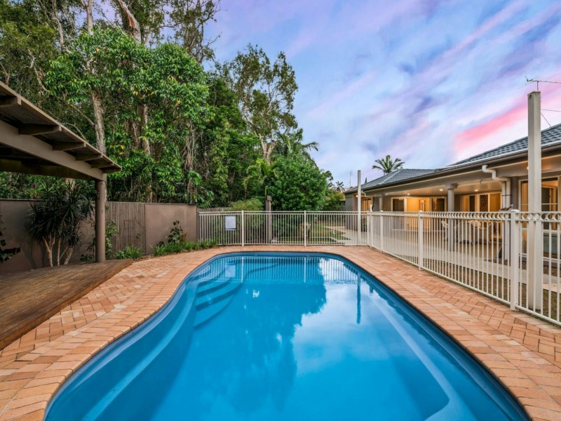 5 Cooloola Place, Twin Waters QLD 4564
