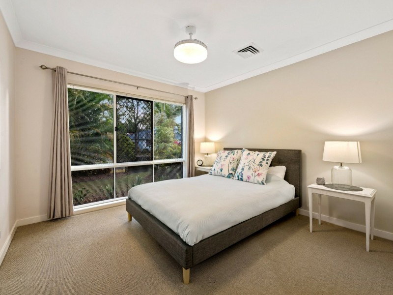 5 Cooloola Place, Twin Waters QLD 4564