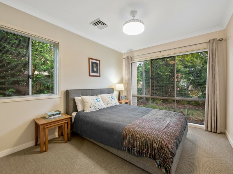 5 Cooloola Place, Twin Waters QLD 4564