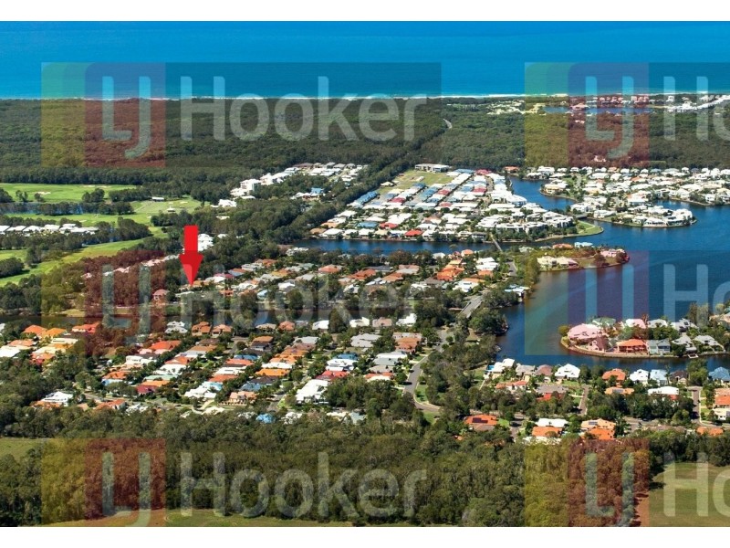 5 Cooloola Place, Twin Waters QLD 4564