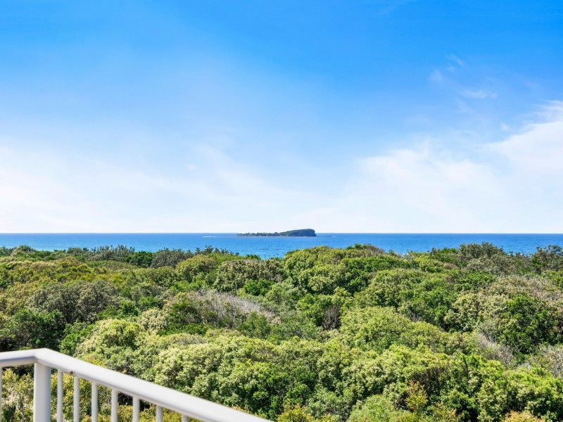 7/80 North Shore Road, Twin Waters QLD 4564