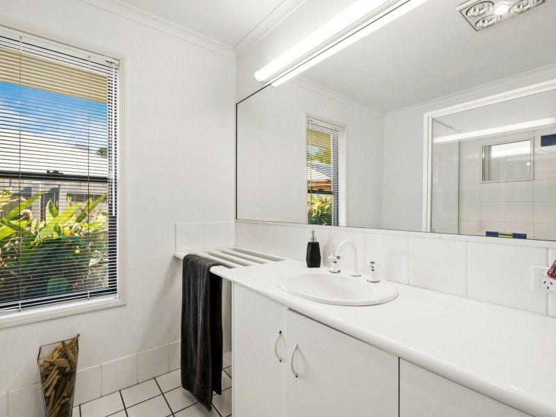 18 Sunview Drive, Twin Waters QLD 4564