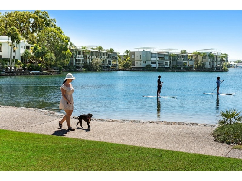 19 Stillwater Drive, Twin Waters QLD 4564
